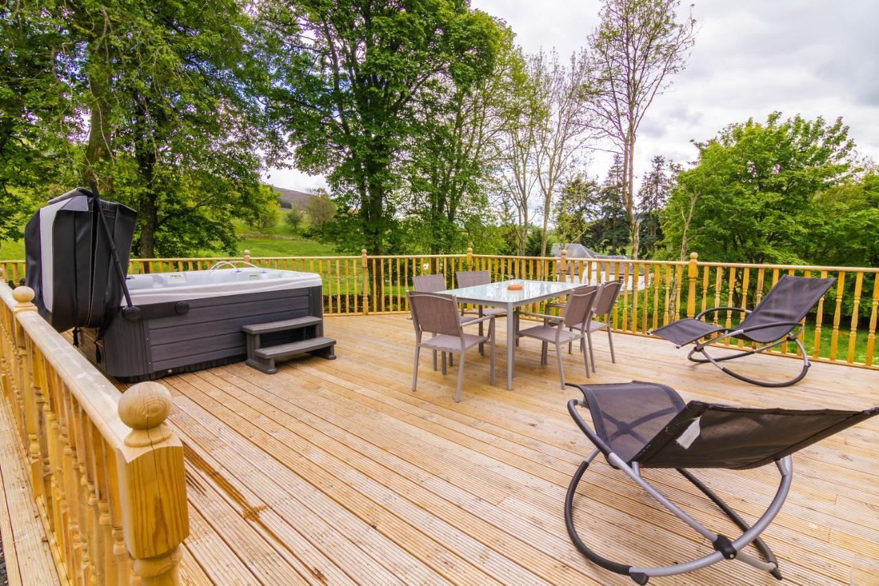 Dalnaglar Castle Estate Spittal of Glenshee Exterior foto